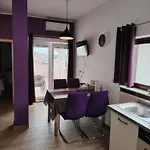 Lavanda - Free Parking And Grill شقة