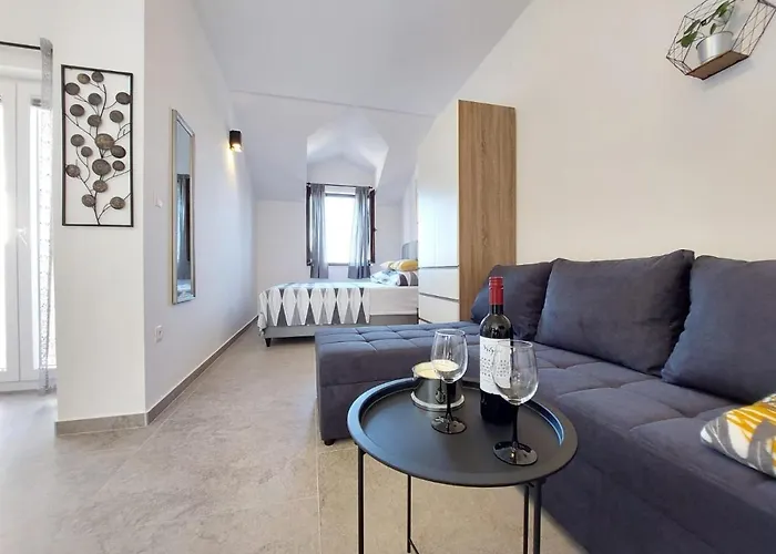 Lavanda - Free Parking And Grill Apartman