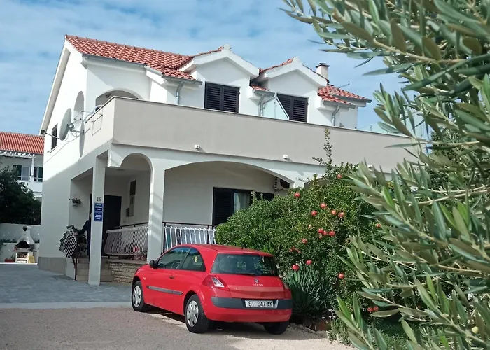 Lavanda - Free Parking And Grill *