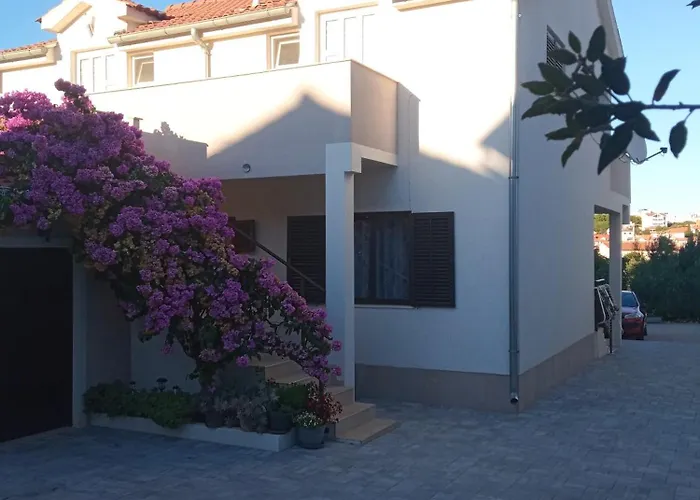 Lavanda - Free Parking And Grill Jezera